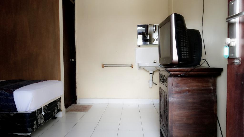 Mustika Inn Kuta Lombok Exterior foto