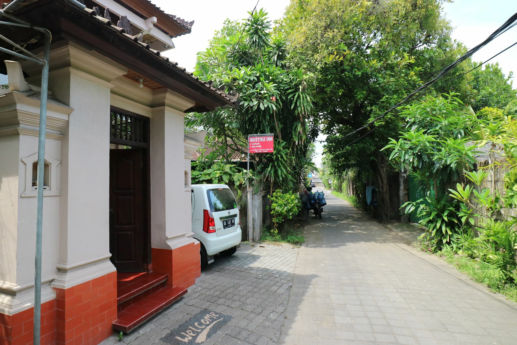 Mustika Inn Kuta Lombok Exterior foto